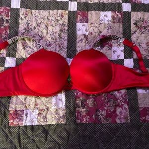 Victoria Secret Very Sexy Shine Strap Push-up Bra
